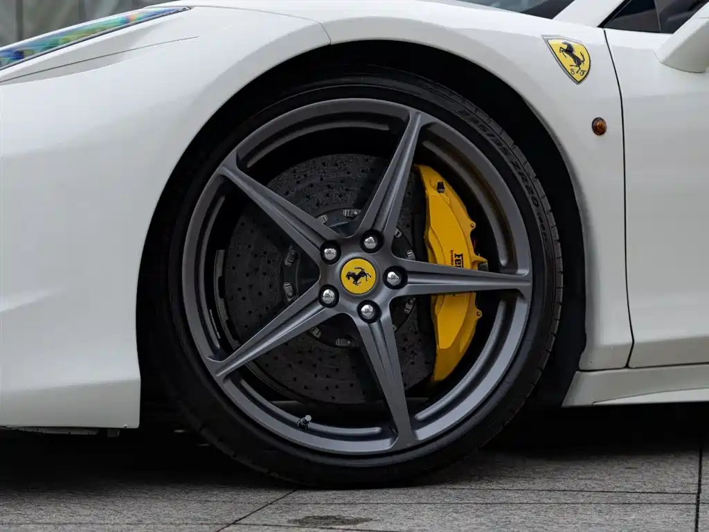 Ferrari 458 2017 2013 4.5L Spider