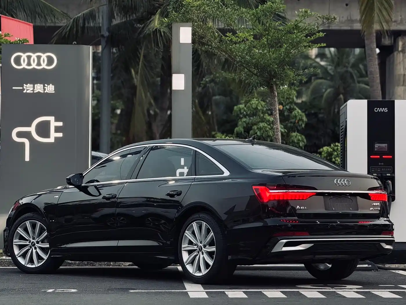 Audi A6L 2024 45 TFSI Premium Dynamic фото 17