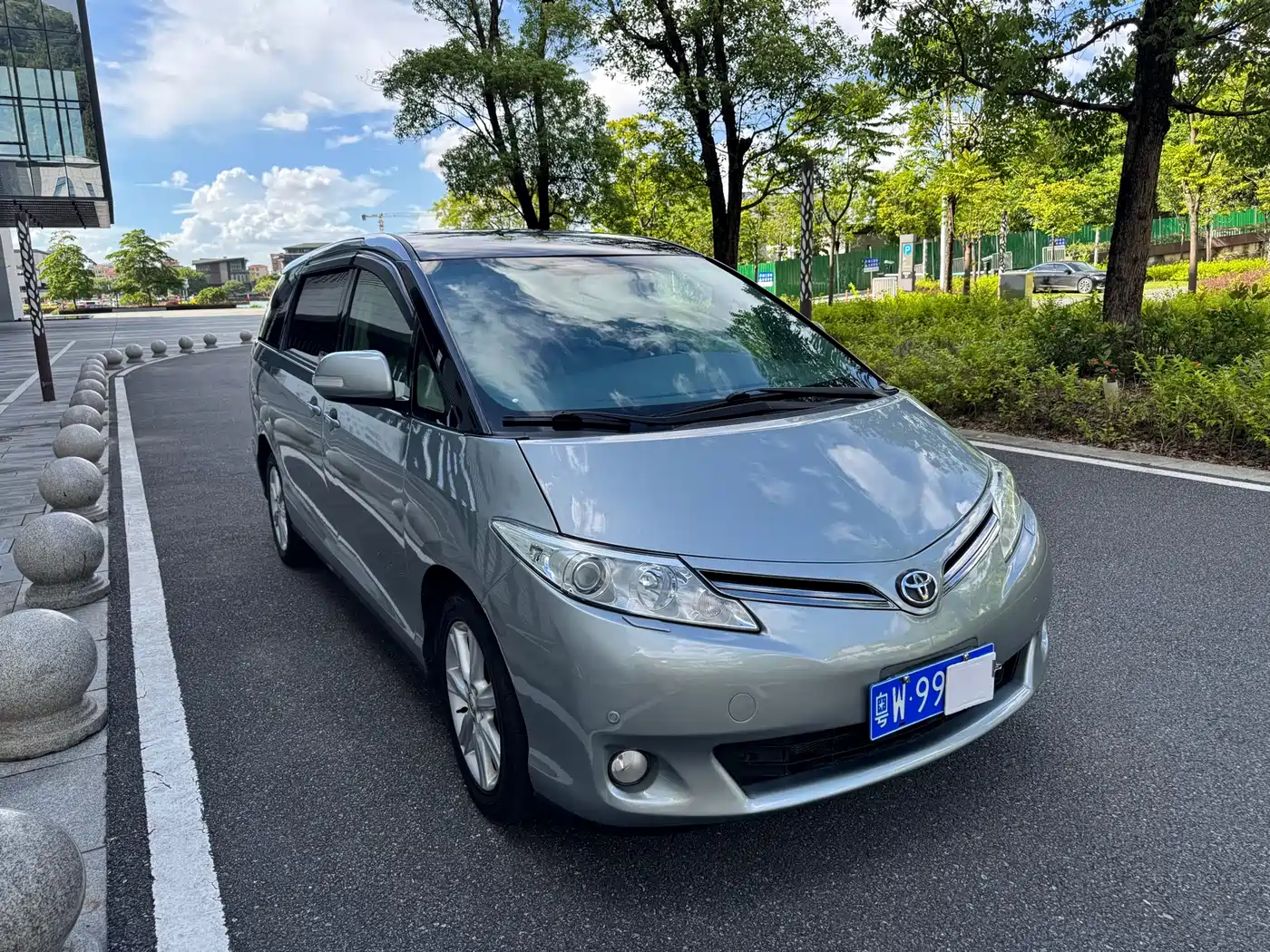 Toyota Previa 2009 2006 Model 2.4L 7-Seater Luxury Edition