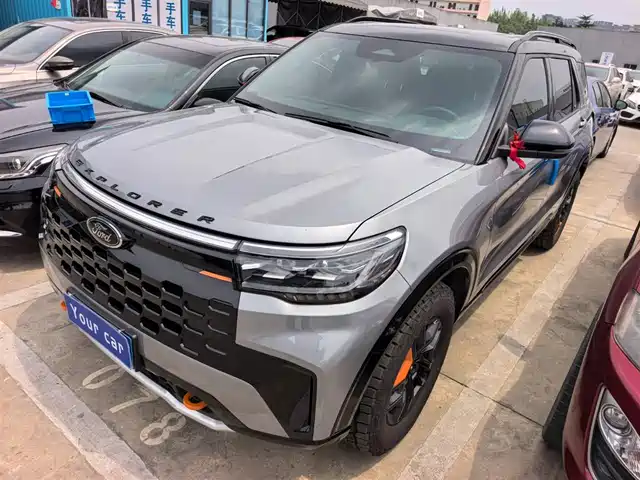 FORD EXPLORER 2026