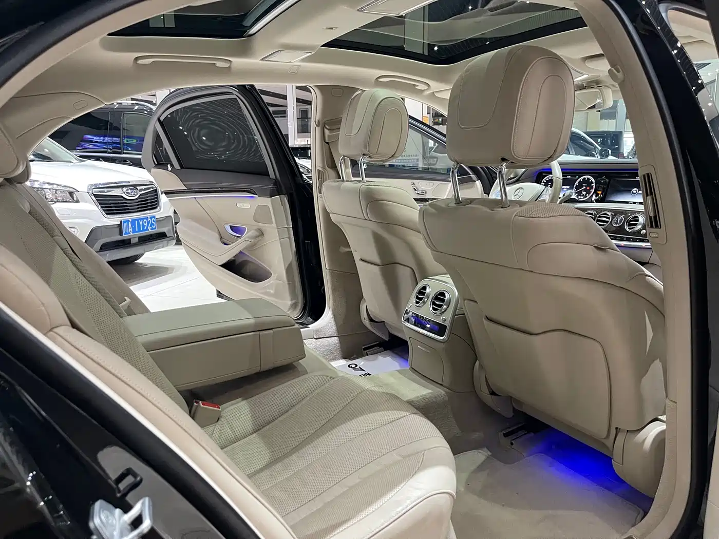 Mercedes-Benz S-Class 2014 S 320 L Business фото 9