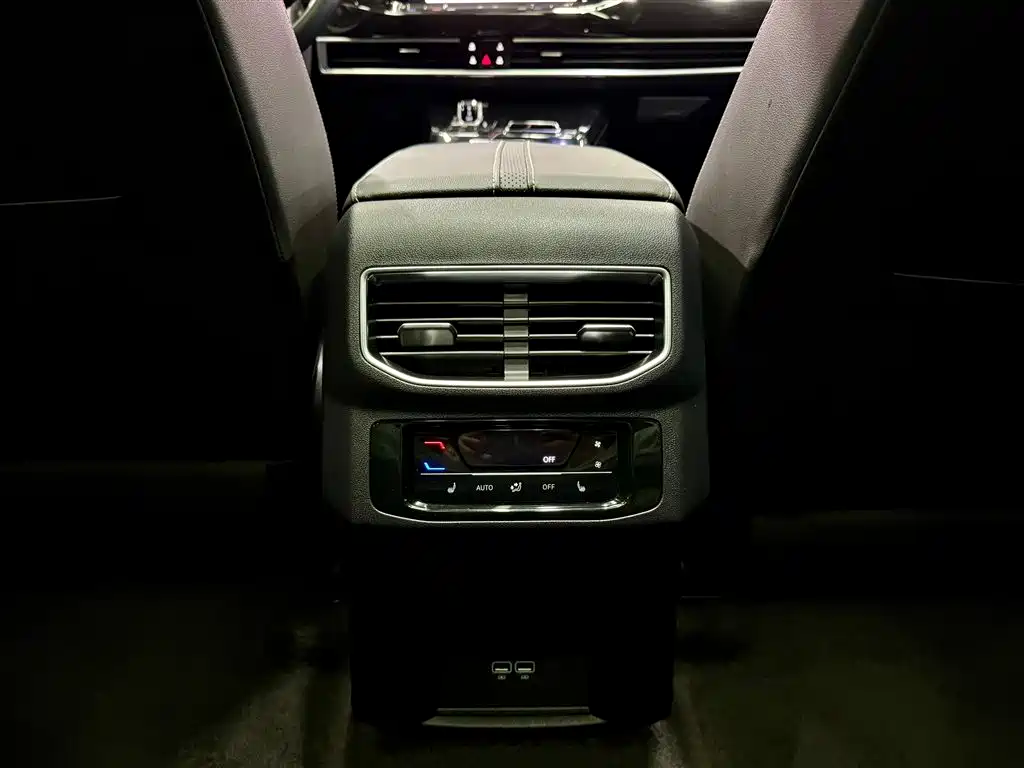 Volkswagen Talagon 2022 380TSI 4WD Luxury Premium Pro Edition 6-seater фото 29