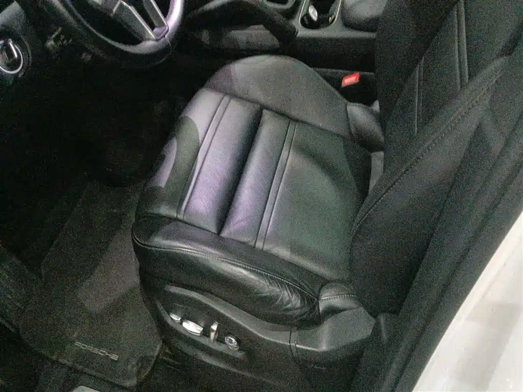 PORSCHE CAYENNE NEW ENERGY