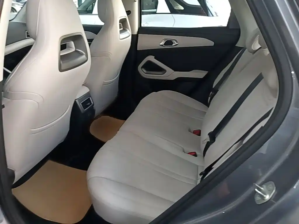 BYD Yuan UP 2026 2025 Smart Drive Edition 401KM Vitality Version