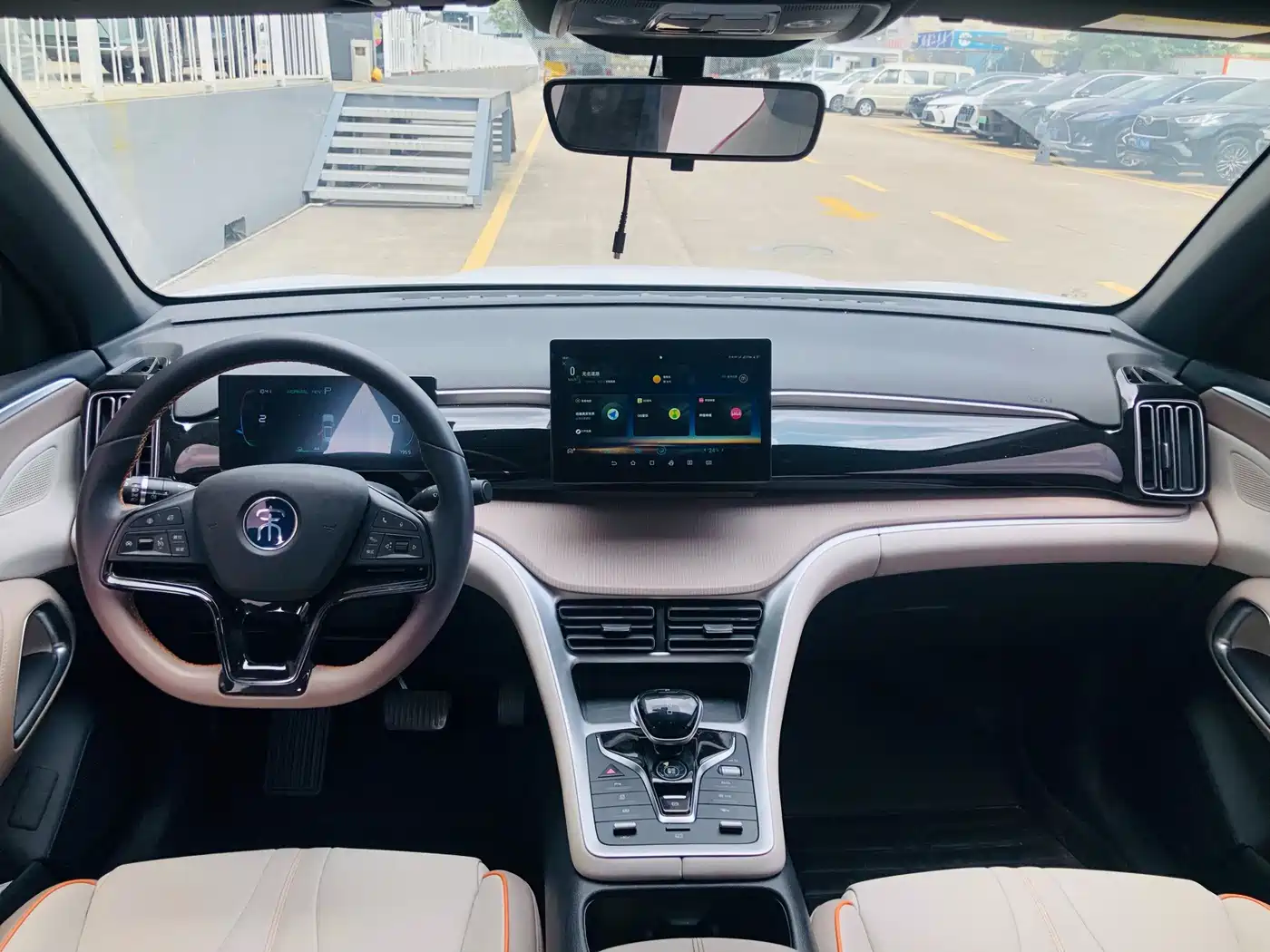 BYD Song Pro New Energy 2023 Champion Edition DM-i 71KM Pilot Model фото 10