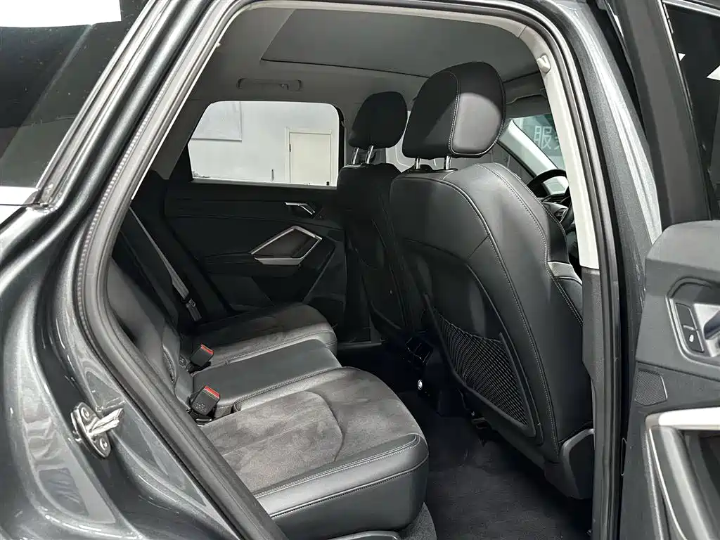 Audi Q3 2022 35 TFSI Fashion Dynamic фото 18