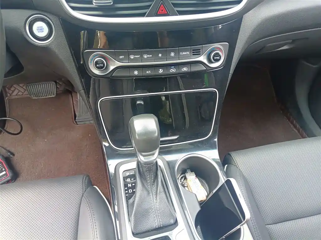 Hyundai Tucson 2019 280TGDi Dual Clutch 2WD Fashion Edition China V фото 11