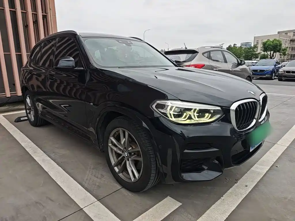 Photo 4 - BMW X3