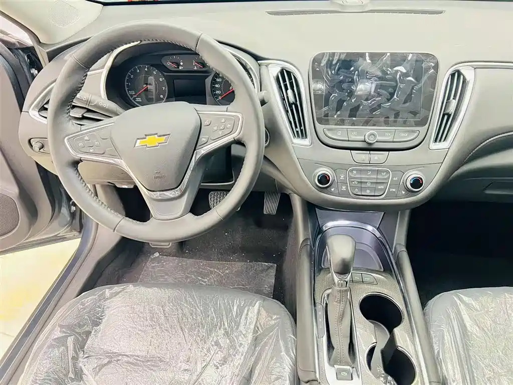 Chevrolet Malibu XL 2023 1.5T RS Edition фото 15