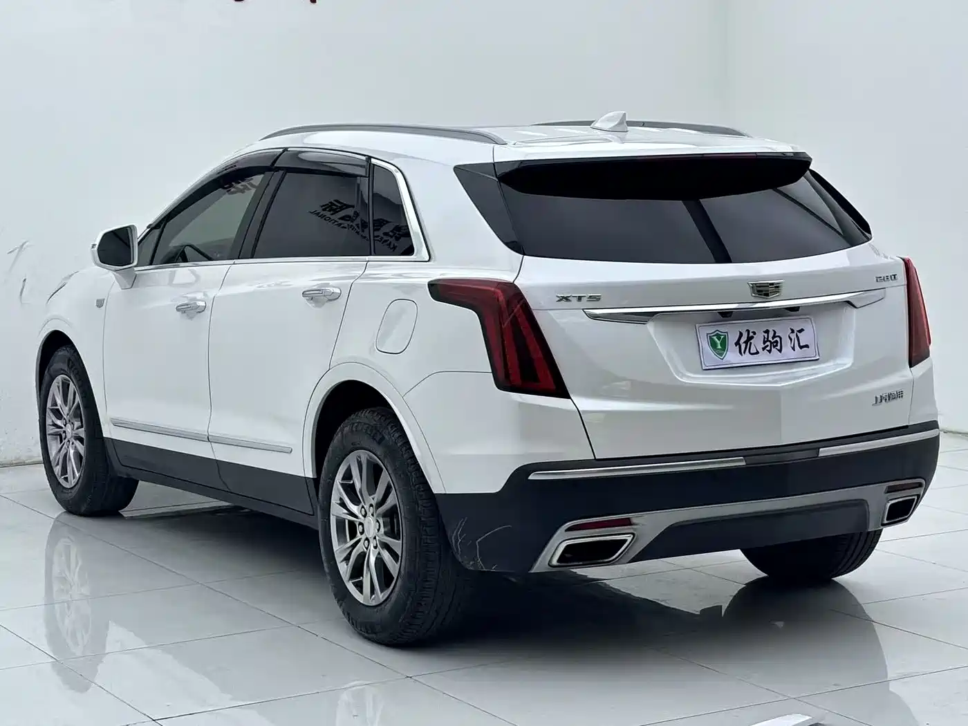 Cadillac XT5 2020 28T Luxury Model фото 6