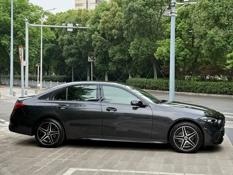 Mercedes-Benz C-Class 2025 C 260 L Night Sport Edition фото 10