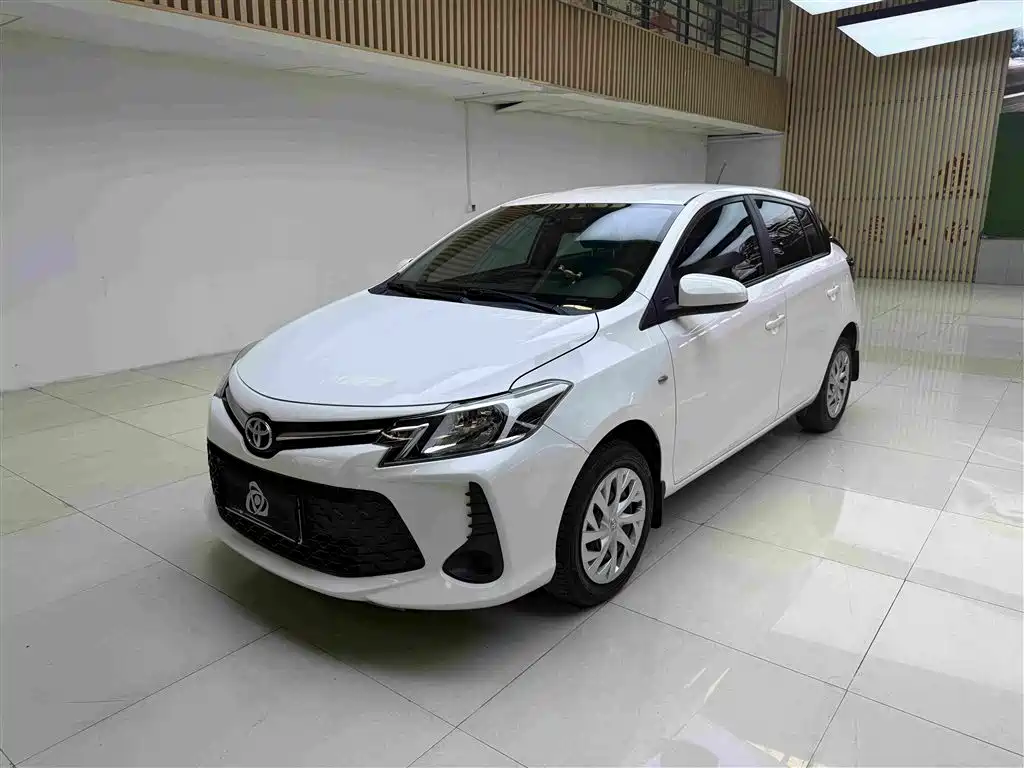 Фото 1 - Toyota Vios FS