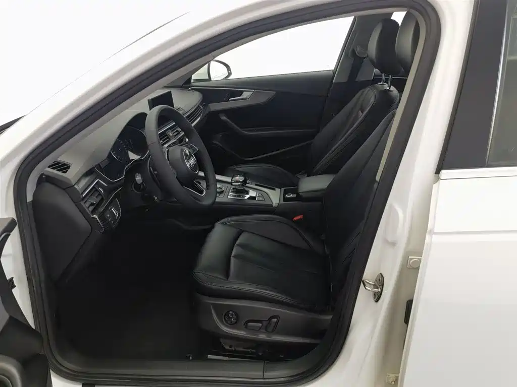Audi A4L 2018 30th Anniversary 40 TFSI Progressive фото 10