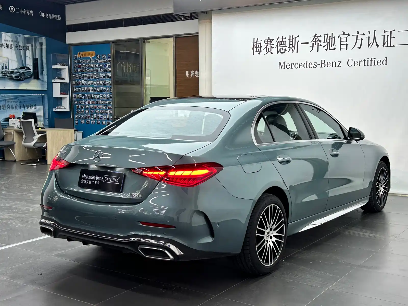Фото 6 - Mercedes-Benz C-Class