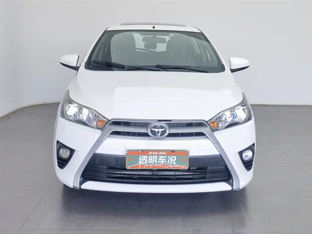 Toyota YARiS L Zhi Xuan 2015 1.5G Auto Sunroof Special Edition фото 3