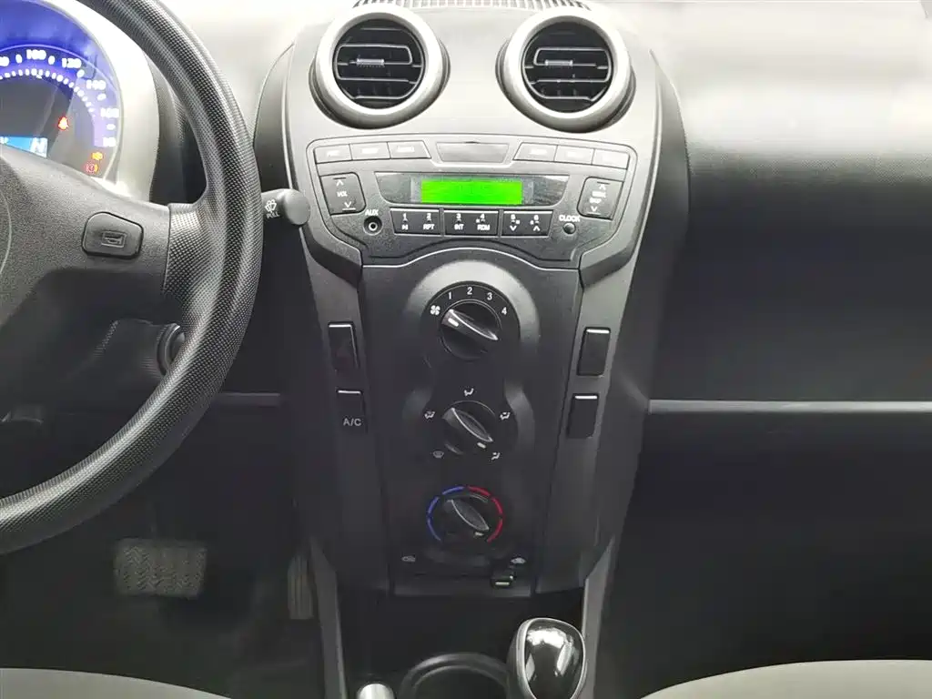 BYD F0 2015 1.0L AMT Xuan Cool Edition фото 12