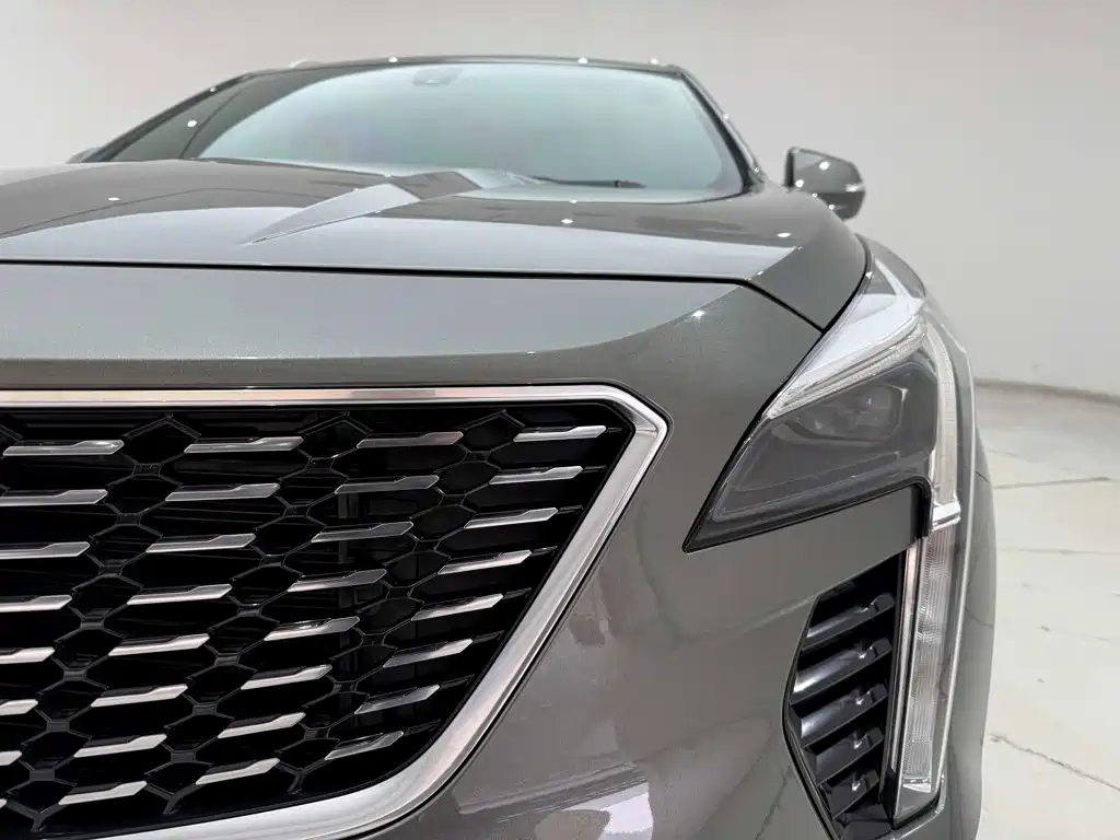 Cadillac XT4 2019 2018 Model 28T 2WD Technology