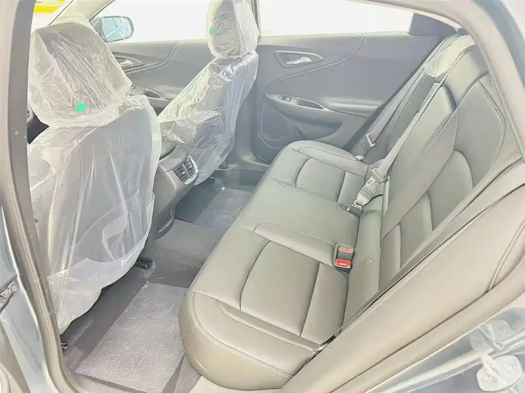 Chevrolet Malibu XL 2023 1.5T RS Edition фото 13