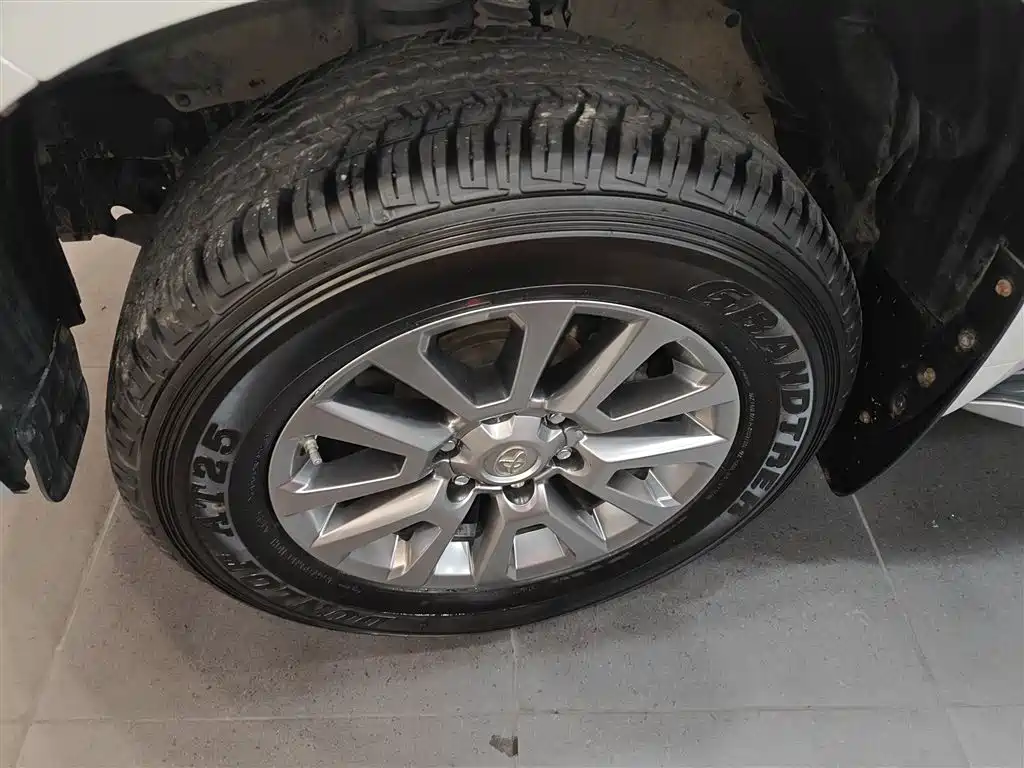 Toyota Prado 2018 3.5L Auto TX-L фото 25