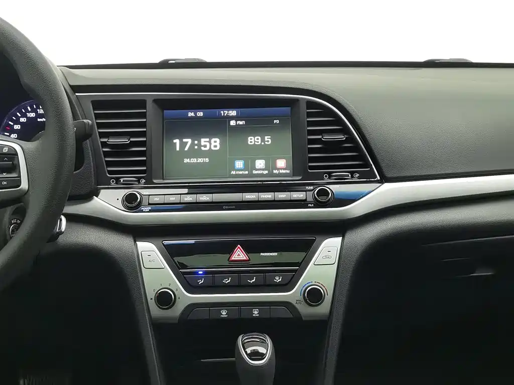 Hyundai Elantra 2016 Model 1.6L Automatic Smart Elite фото 12
