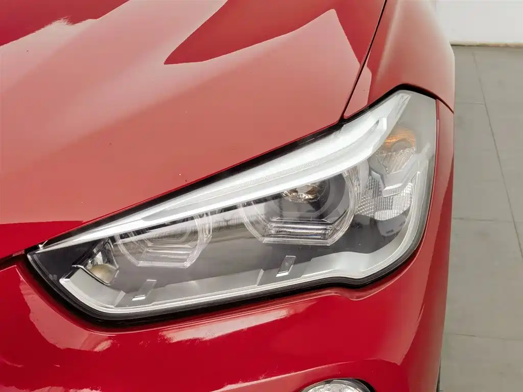 BMW X1 2019 sDrive20Li Leading Model фото 7