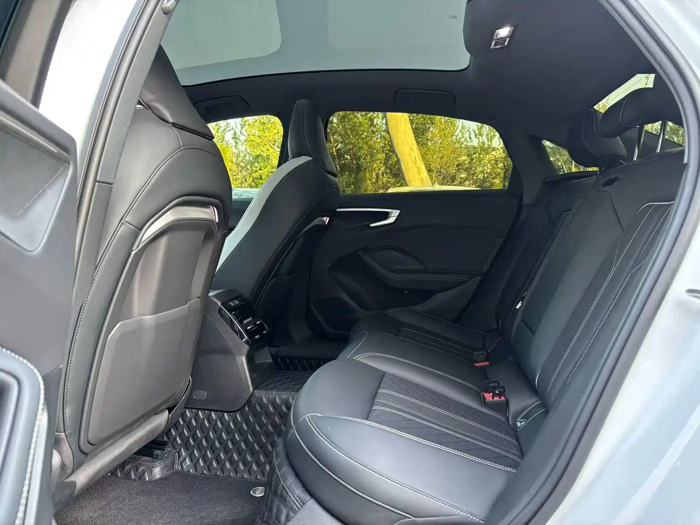 AUDI A5L