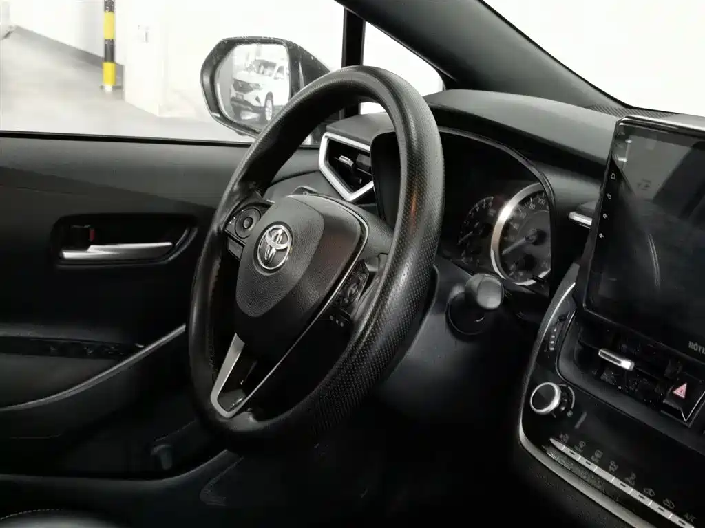 Toyota Levin 2022 185T CVT Luxury Edition фото 22