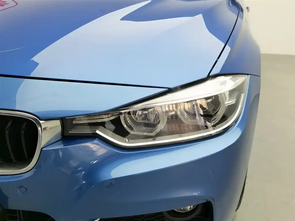 BMW 3 Series 2017 320i M Sport фото 7