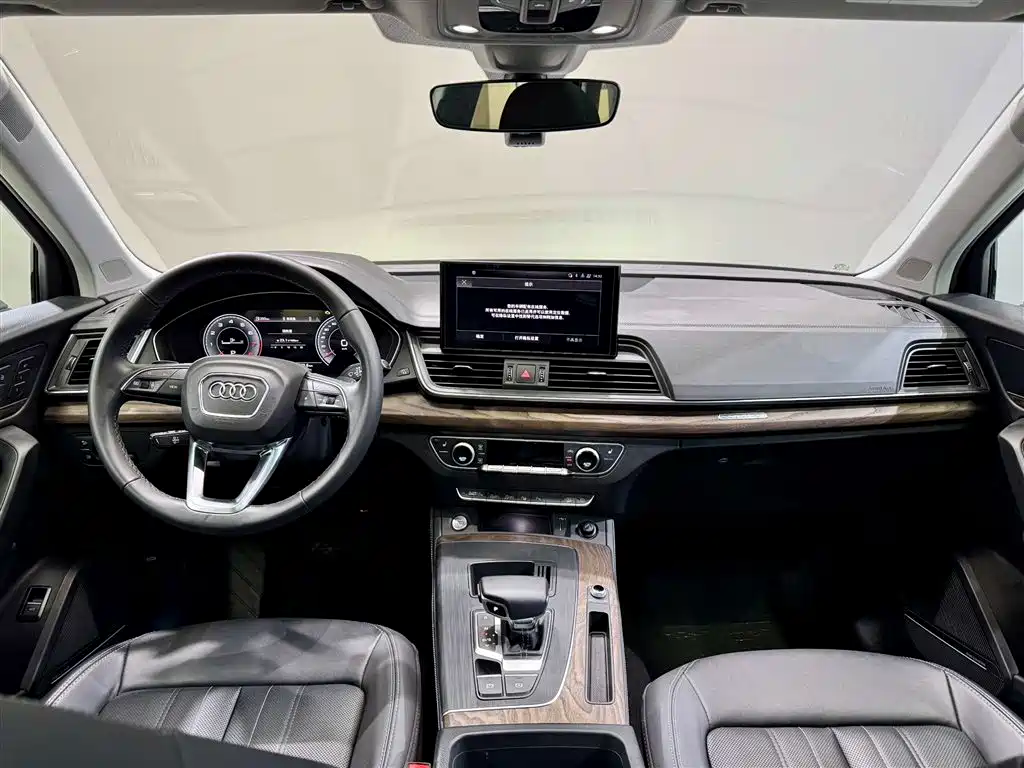 Audi Q5L 2022 45T Luxury Elegance фото 14