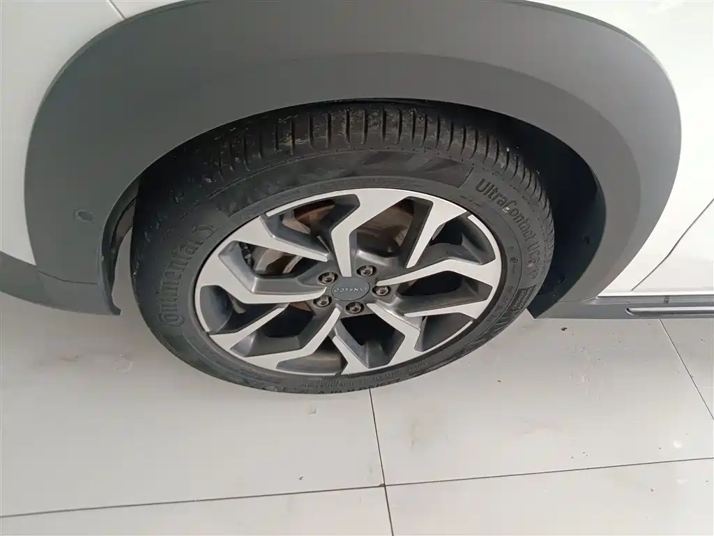 Lynk & Co 02 2019 1.5T DCT FWD Jin Pro Version China VI фото 25