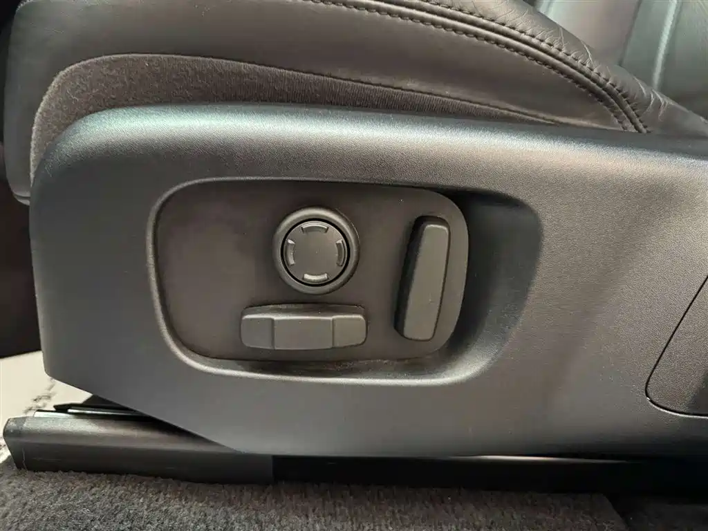 Land Rover Range Rover Sport 2020 3.0 L6 HSE DYNAMIC фото 33
