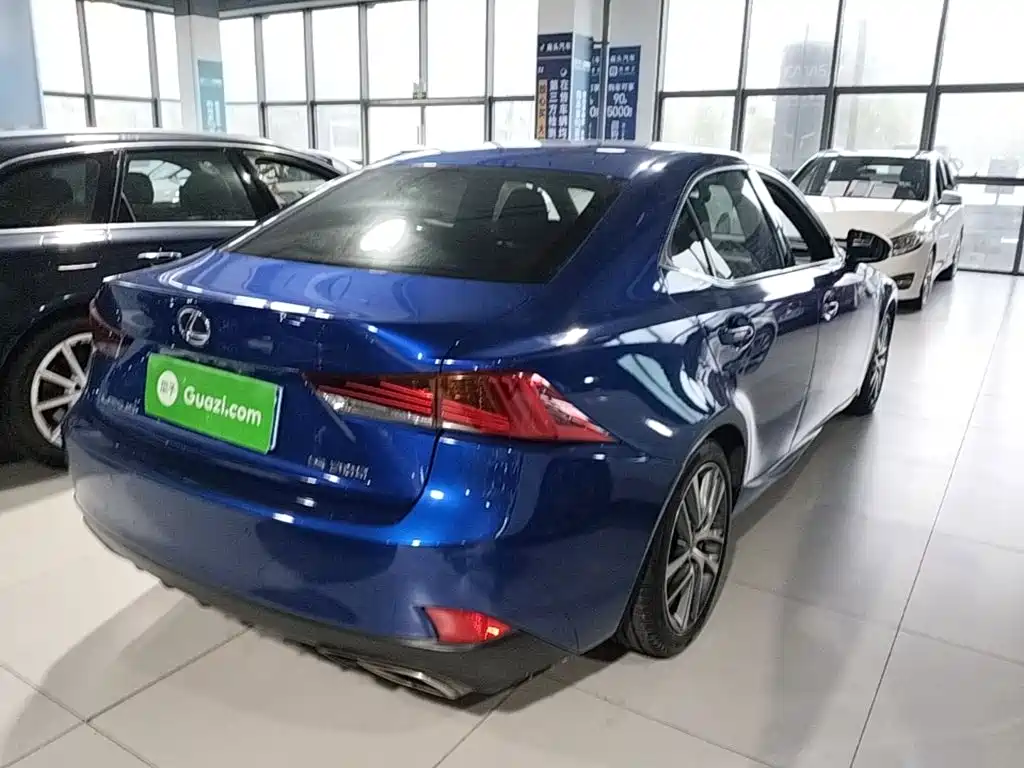 Lexus IS 2018 2017 300 F SPORT