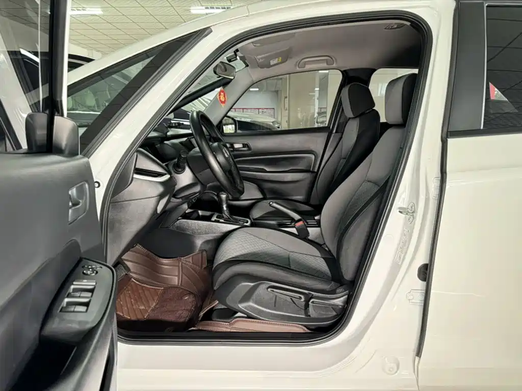 Фото 13 - Honda Fit