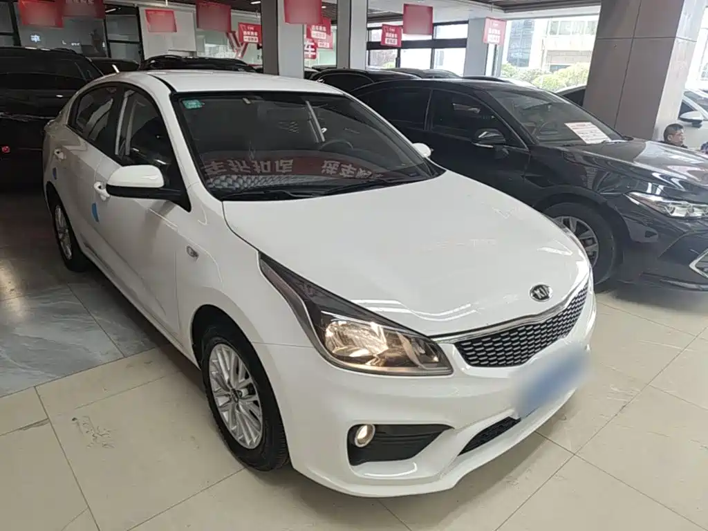 Kia K2 2017 2017 Sedan 1.4L AT GLS