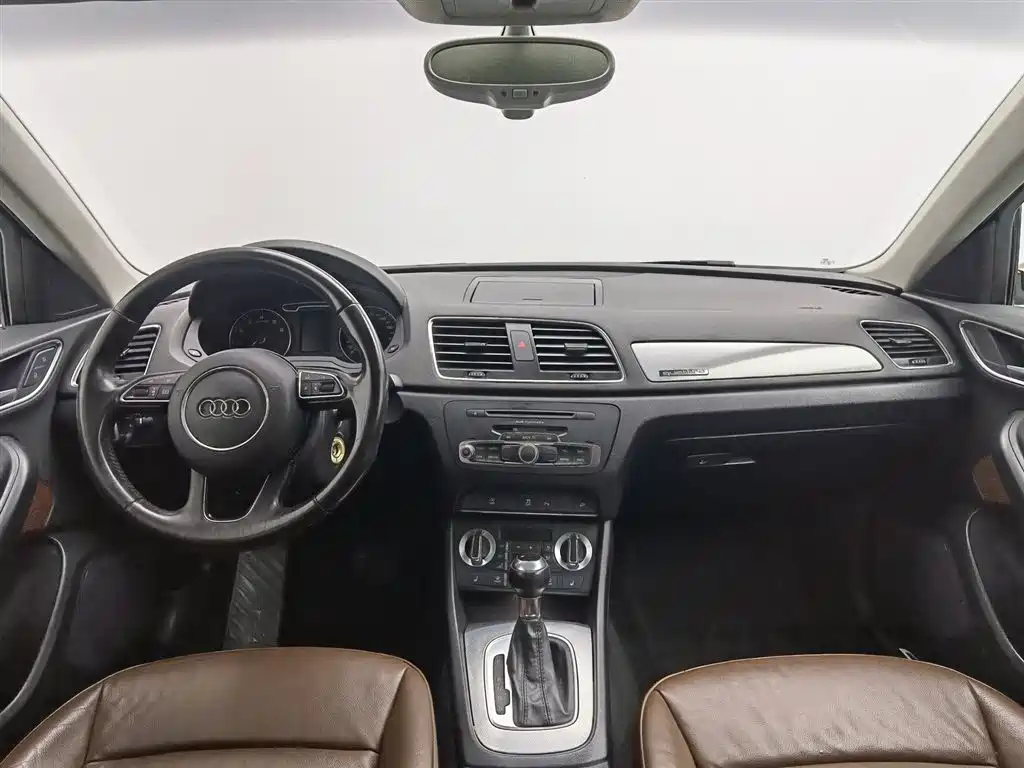 Audi Q3 2015 35 TFSI quattro Technology фото 5