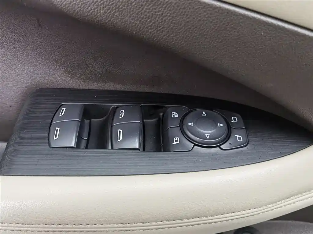 Buick LaCrosse 2018 Model 30H Elite Edition фото 9
