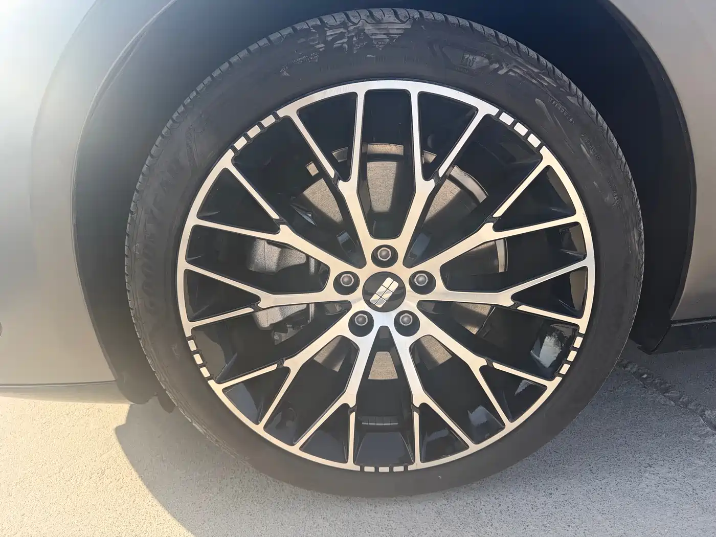 GEELY GALAXY GALAXY E8