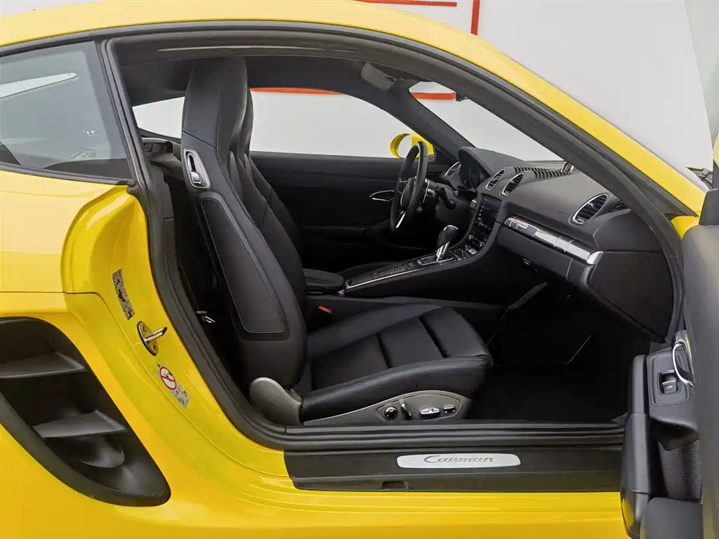 Porsche 718 2022 Cayman 2.0T фото 23