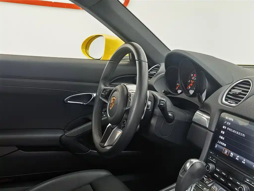 Porsche 718 2022 Cayman 2.0T фото 22