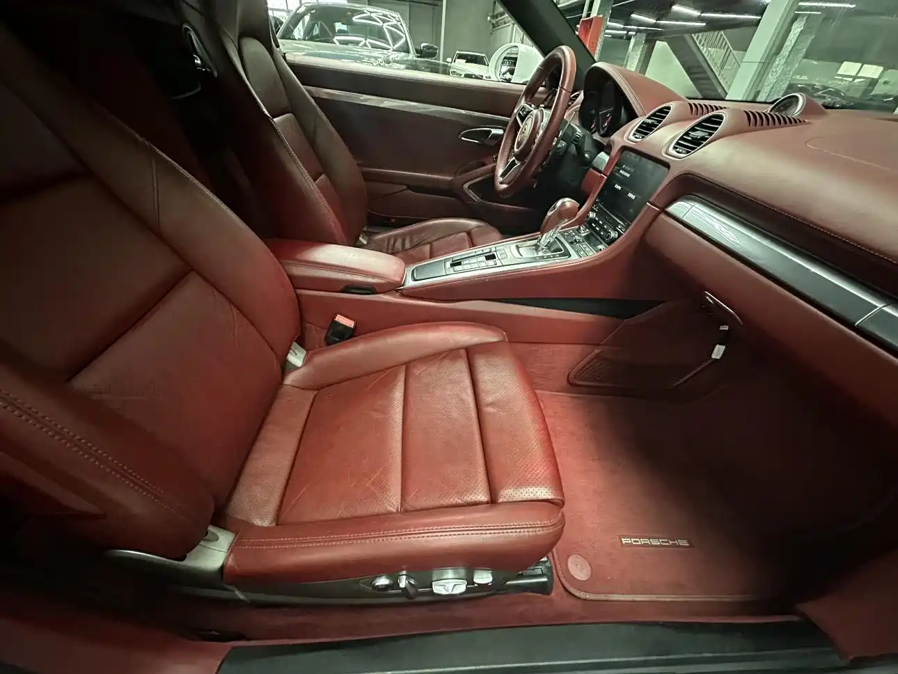Porsche 718 2016 Boxster 2.0T фото 4