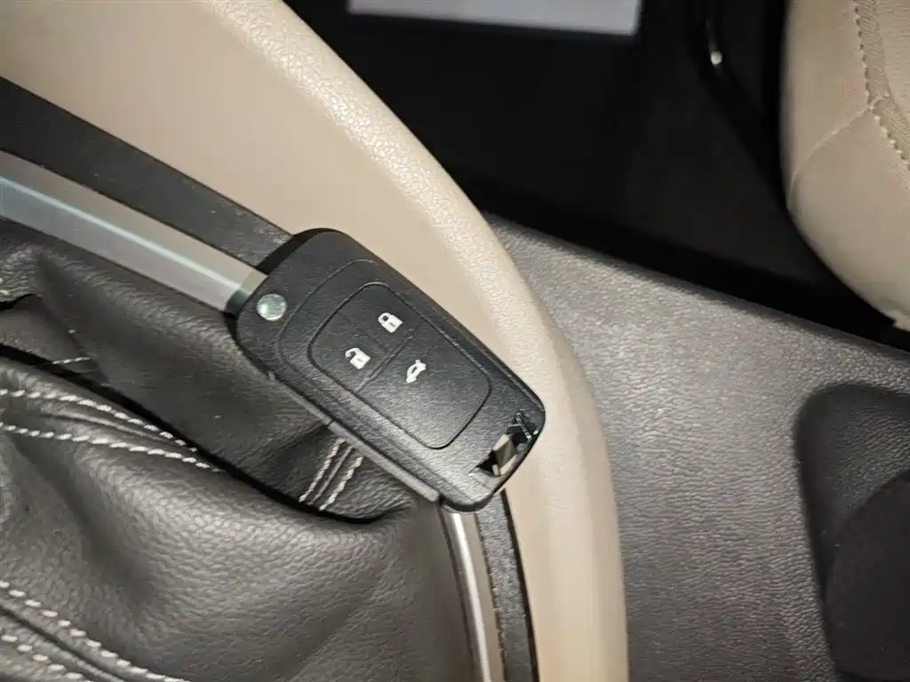 Buick Excelle 2021 Exemplar 1.5L Auto Elite фото 12