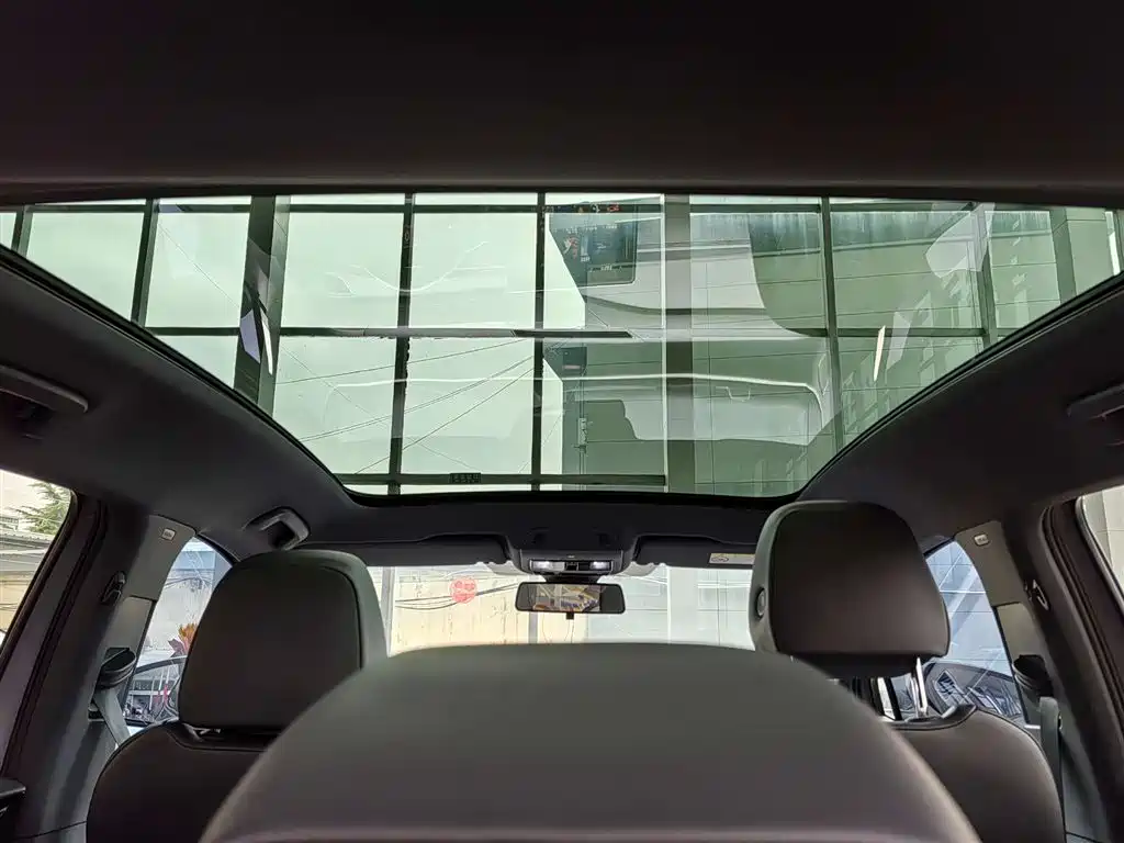 VOLKSWAGEN ID.4 CROZZ