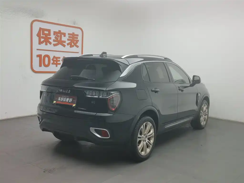 Lynk & Co 01 2017 2.0T 2WD Pro Version фото 2