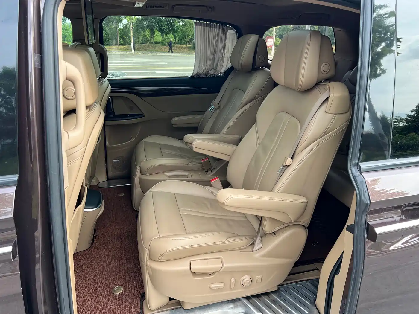 Buick GL8 2017 ES 28T Flagship China V фото 13