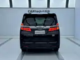 Фото 5 - Toyota Vellfire