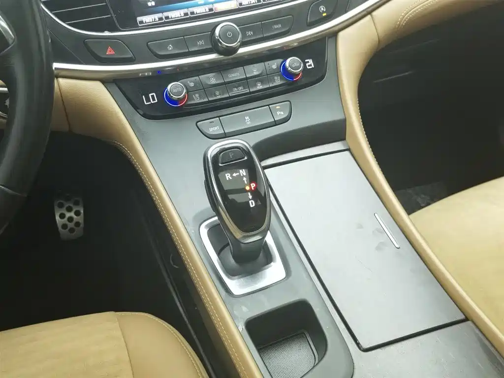 Buick LaCrosse 2016 Model 28T Elite фото 13