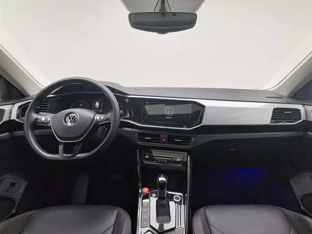 Volkswagen Tayron 2021 330TSI 2WD Luxury Smart Connect Edition фото 5