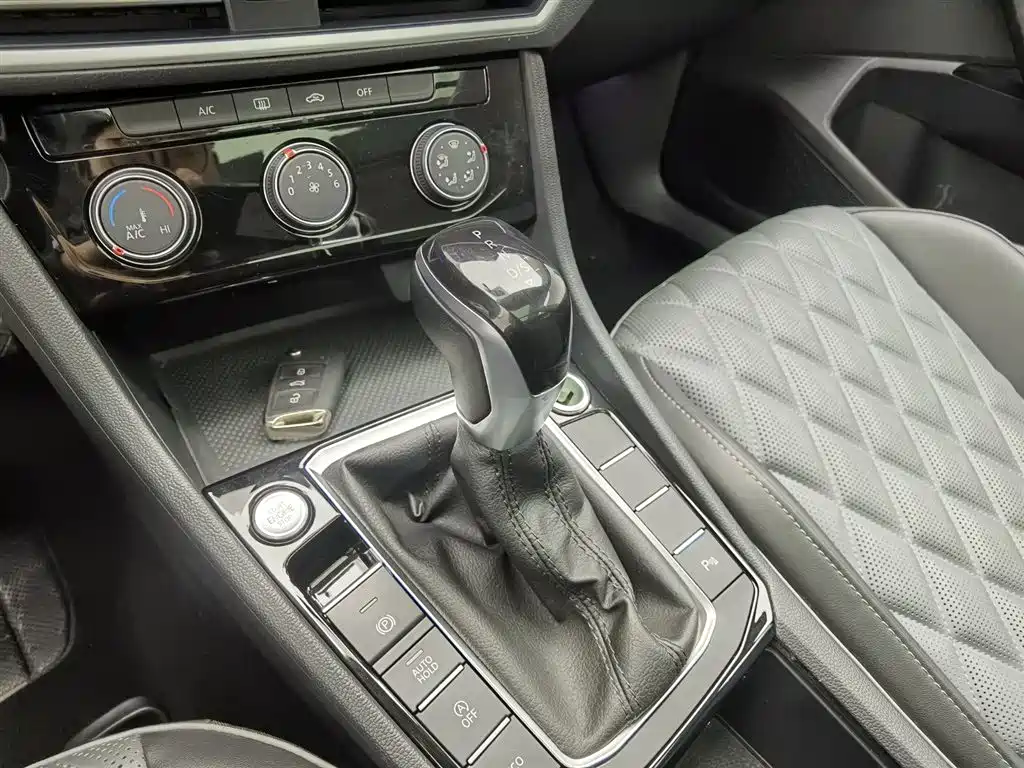 Volkswagen Sagitar 2023 280TSI DSG Beyond Lite фото 13