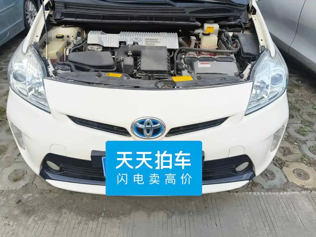 Toyota Prius 2013 2012 1.8L Standard Edition