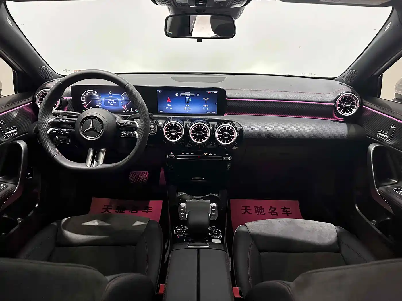 Mercedes-Benz A-Class 2023 A 200 L Fashion фото 8